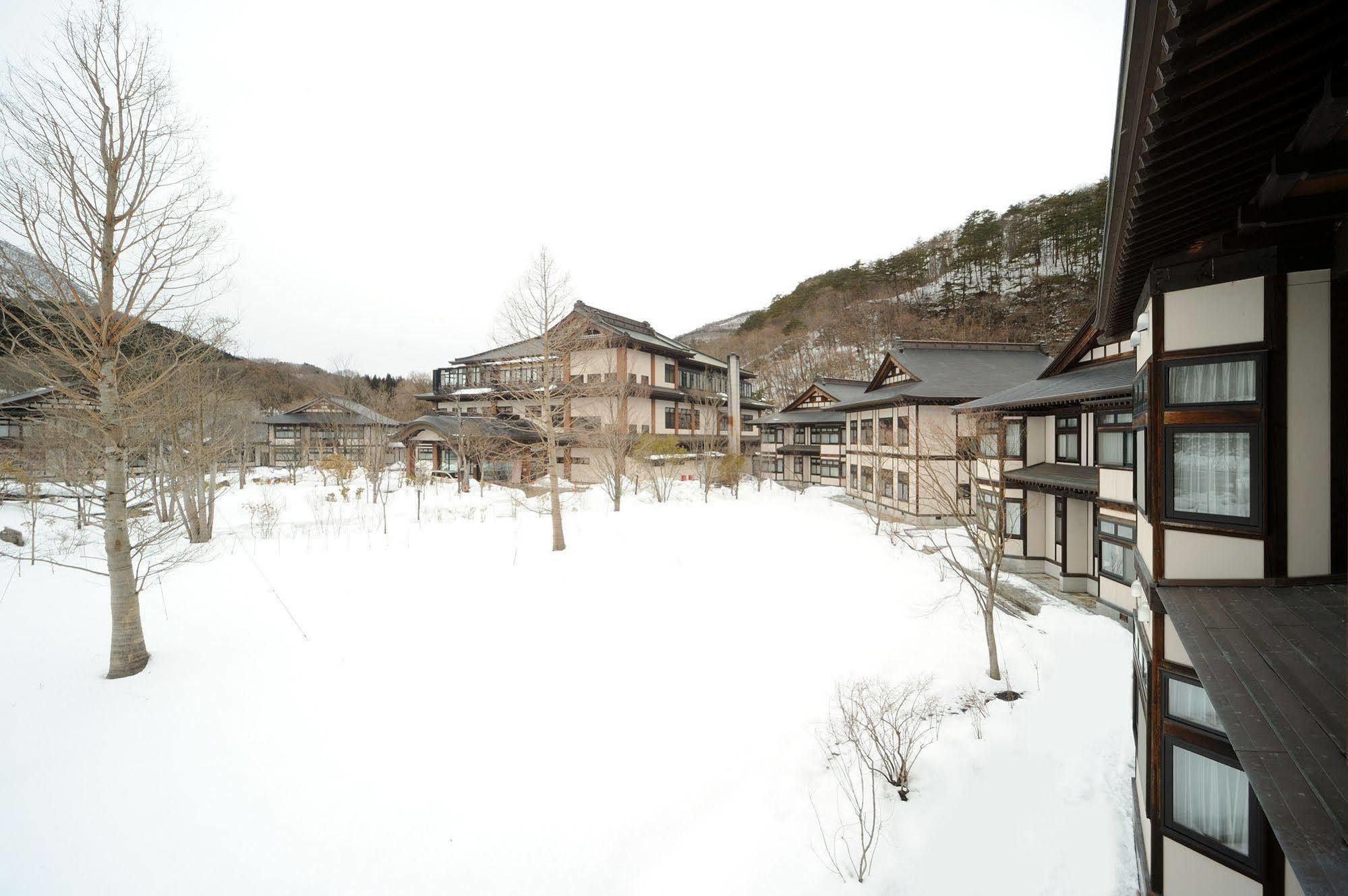 Yukaen Hotel Hanamaki Exterior foto